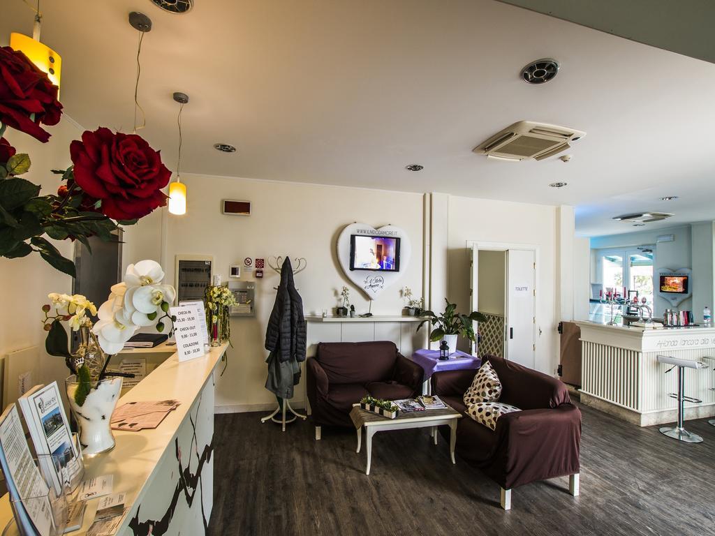 Hotel Butterfly ตอร์เร เดล ลาโกปุชชีนี ภายนอก รูปภาพ