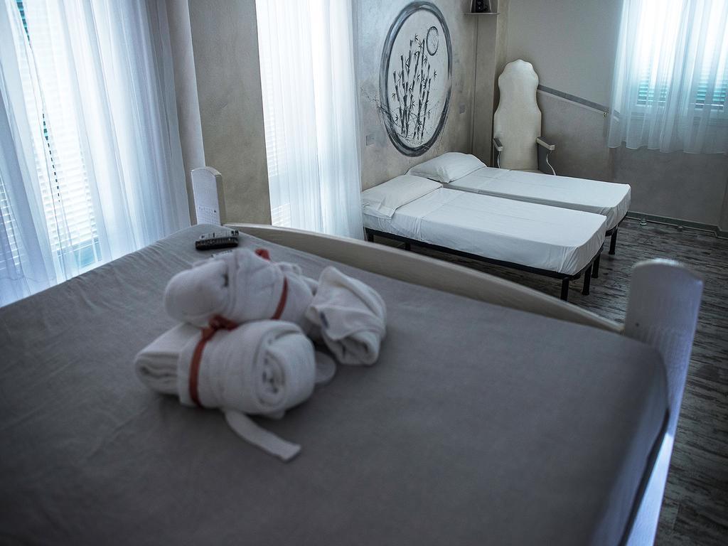 Hotel Butterfly ตอร์เร เดล ลาโกปุชชีนี ภายนอก รูปภาพ